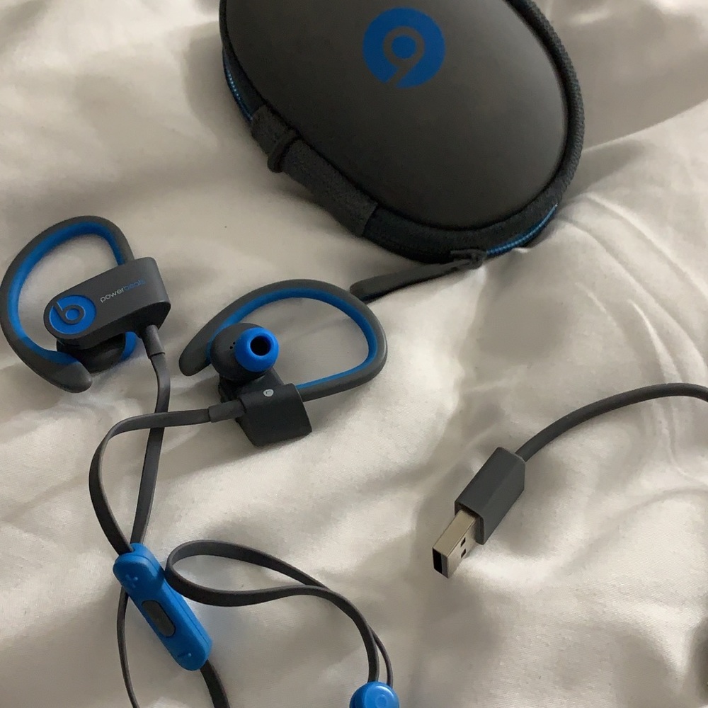 Sold!! Beats by Dre